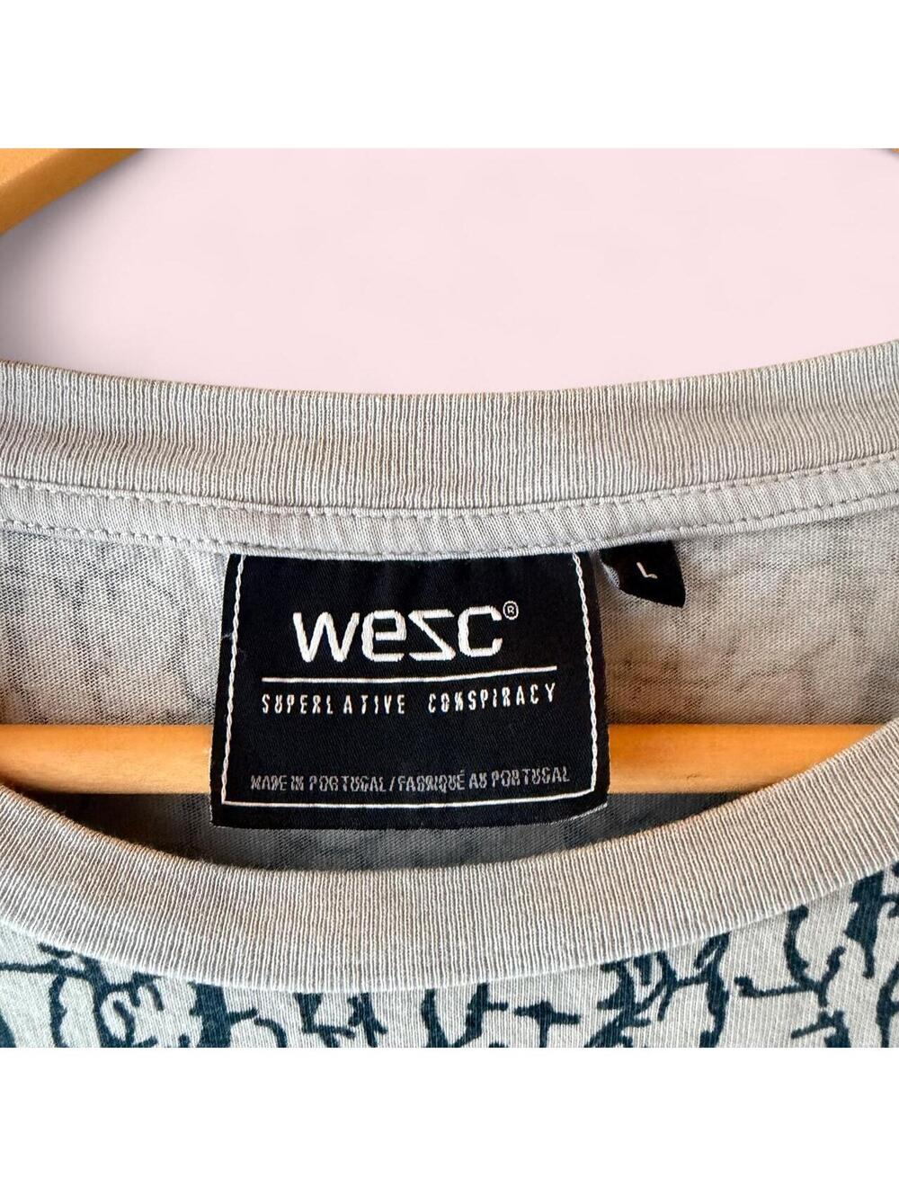 WESC Abstract Crackle Print Pocket T-Shirt Men’s L - Picture 3 of 7